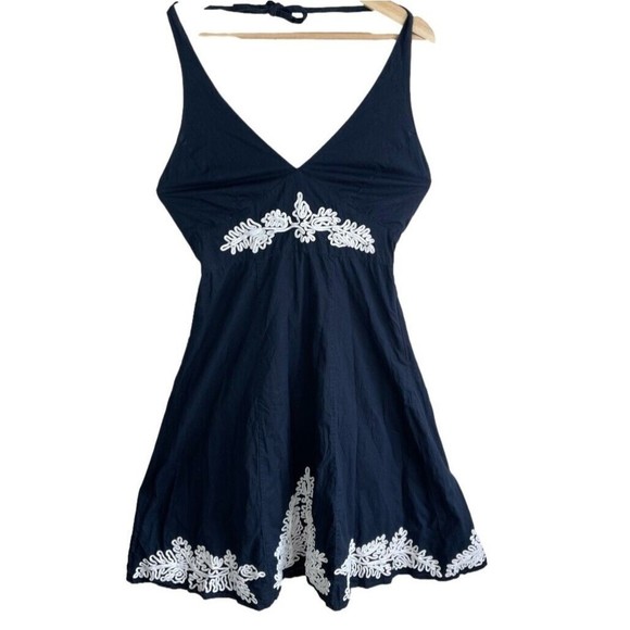Tommy Bahama Dresses & Skirts - TOMMY Bahama Womens Navy Blue V Neck Halter Mini Dress w/ White Embroidery Sz 6